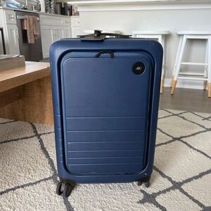 Monos, Carry On Pro, Navy blue.